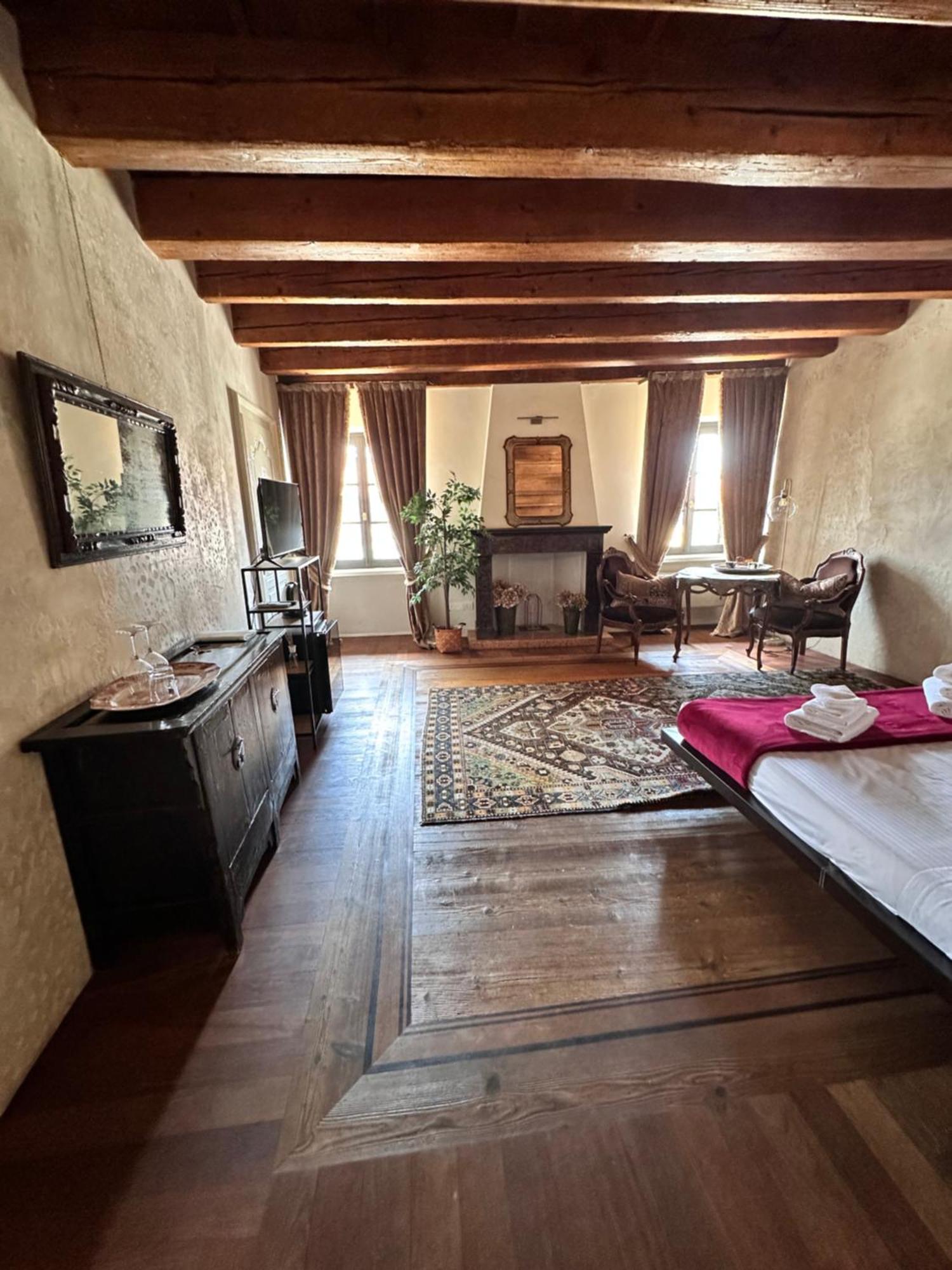 Truly Verona - Delle Erbe Suites Exterior photo
